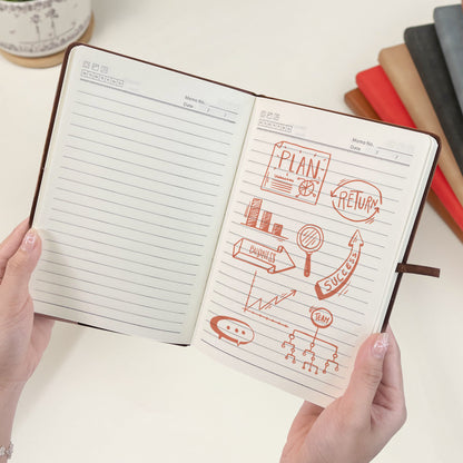 Game-Night-Score-Book-For-Family_-Couples_-Grandparents_-Board-Game-Lover-Personalized-Leather-Journal_5